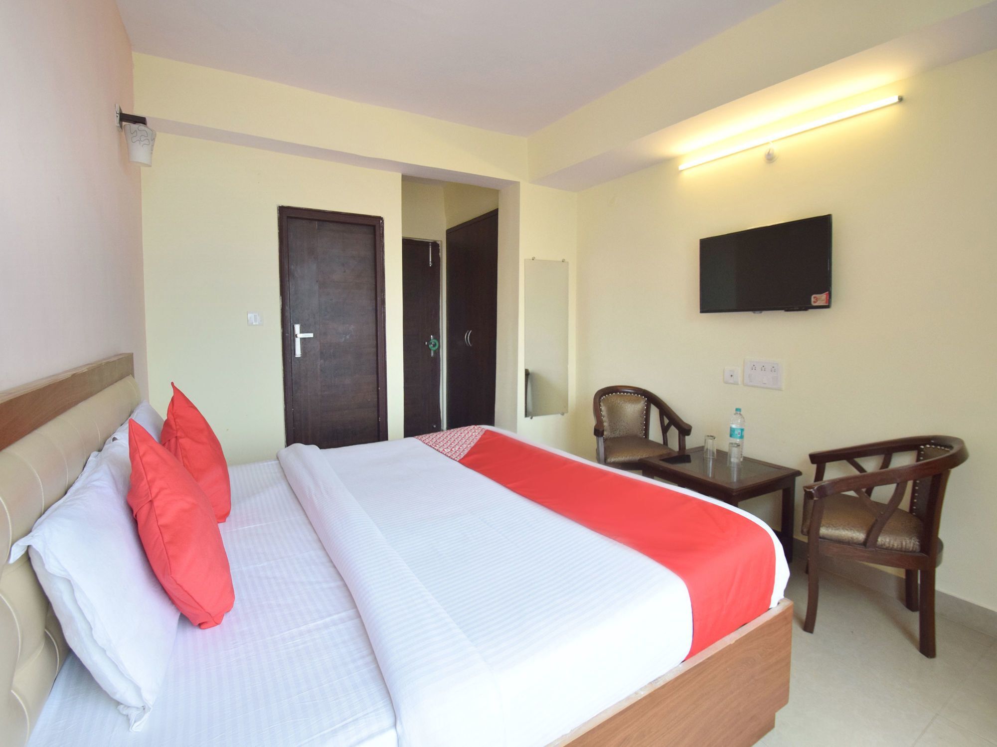 Oyo 8439 Hotel Howard Shimla Esterno foto